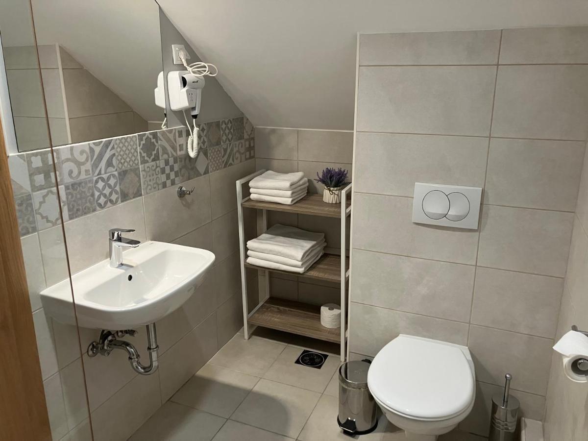 Petlov Salas Rooms Novi Sad Exteriör bild
