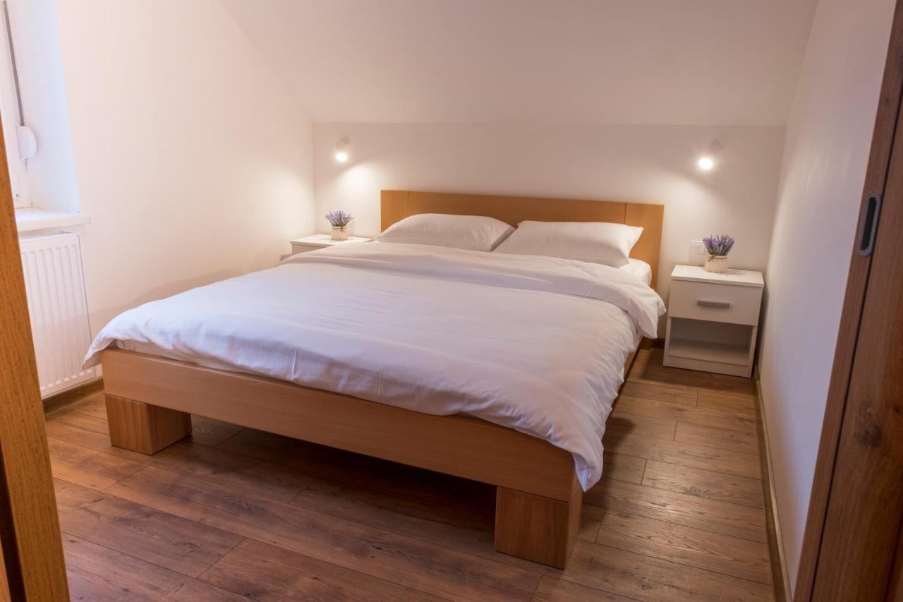 Petlov Salas Rooms Novi Sad Exteriör bild