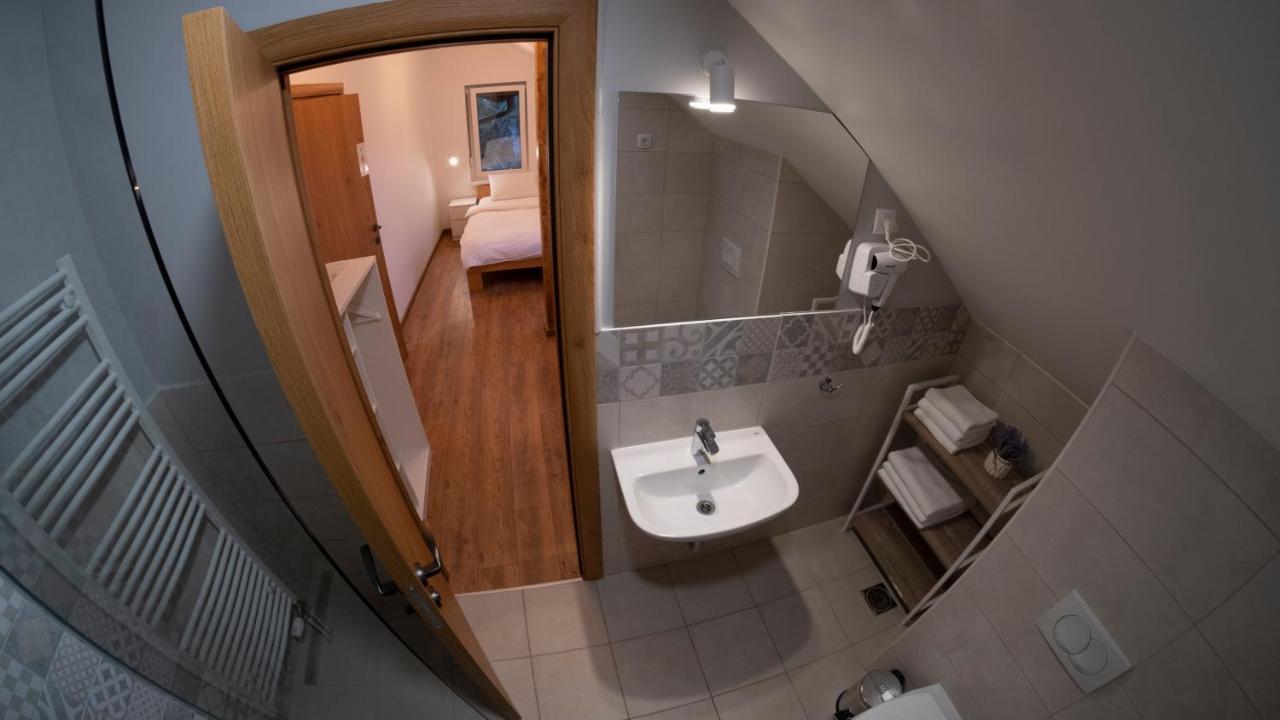 Petlov Salas Rooms Novi Sad Exteriör bild